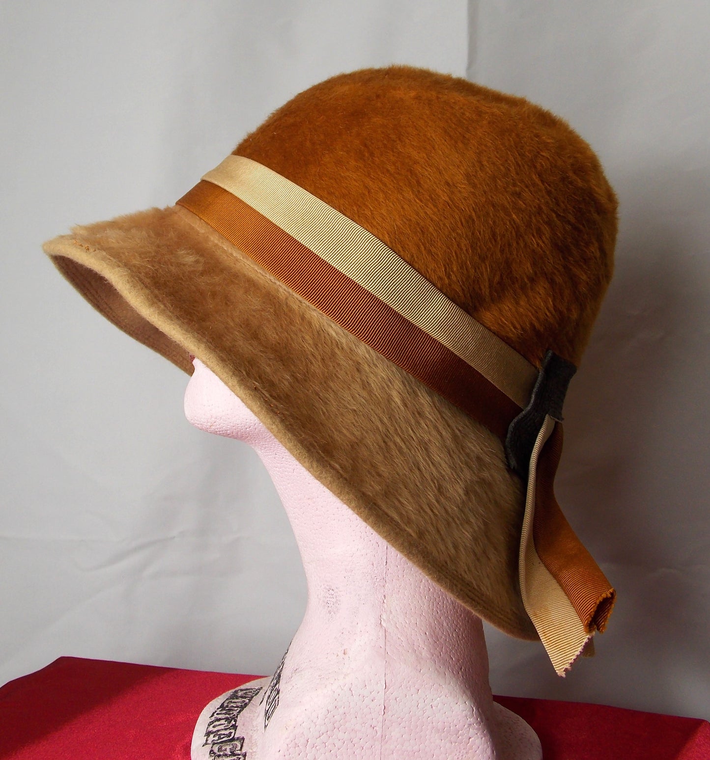 Vintage 1950's Two tone hat