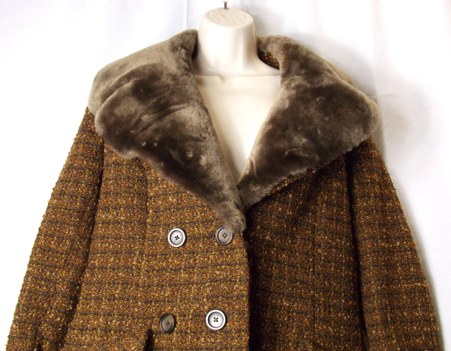 Vintage 'Harella' ladies coat