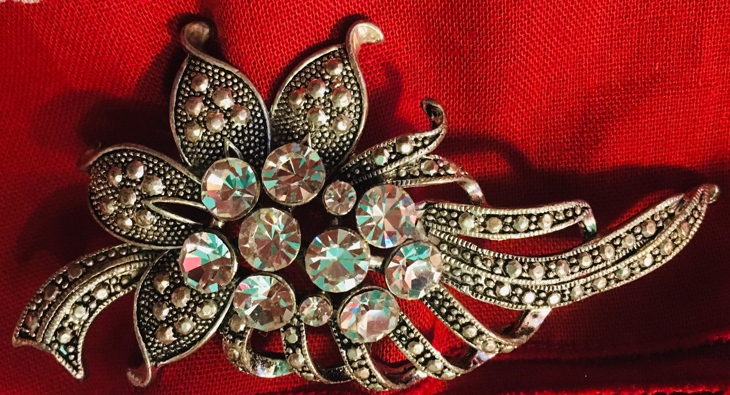 Vintage Brooch