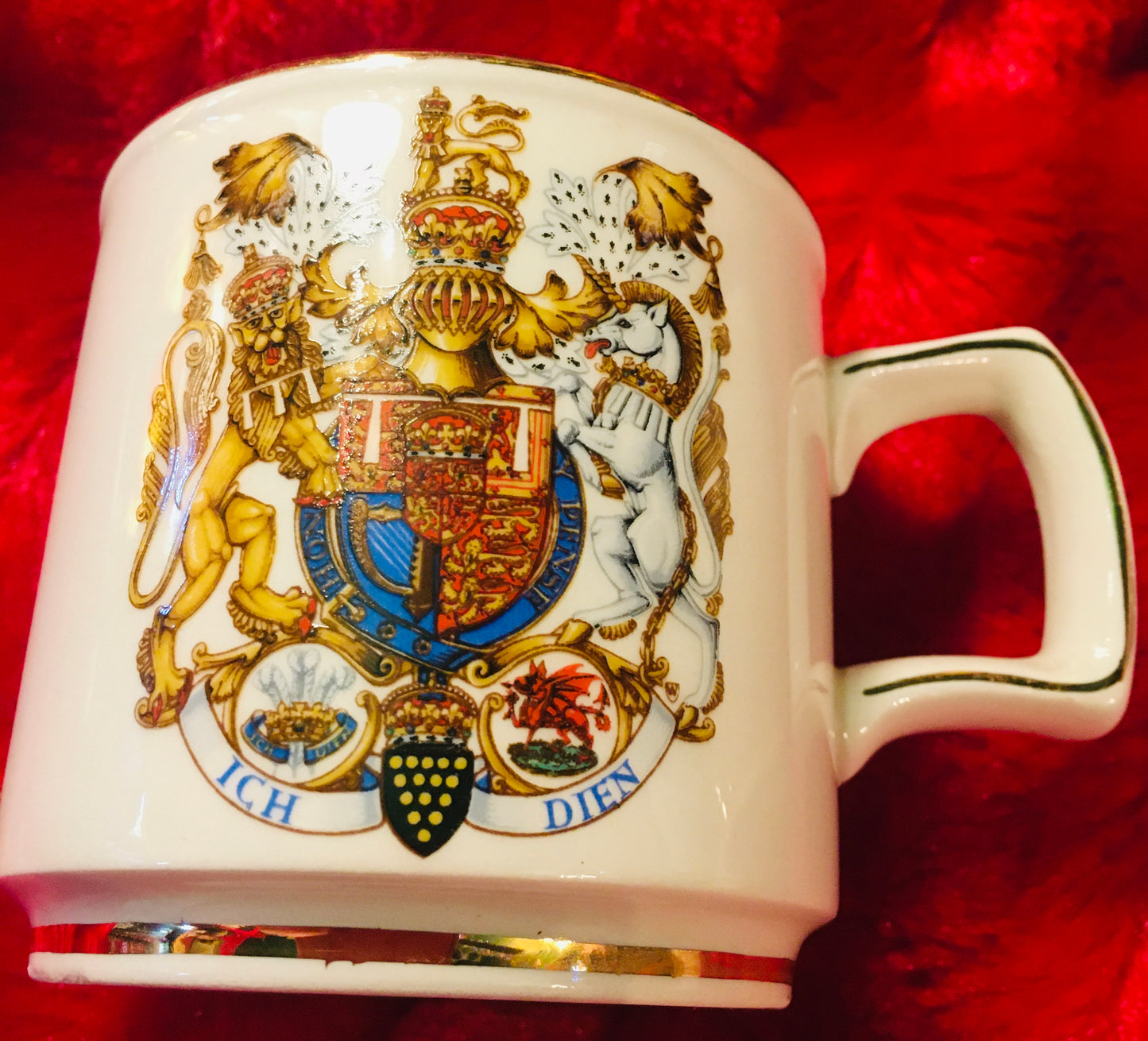 JUBILEE MUGS