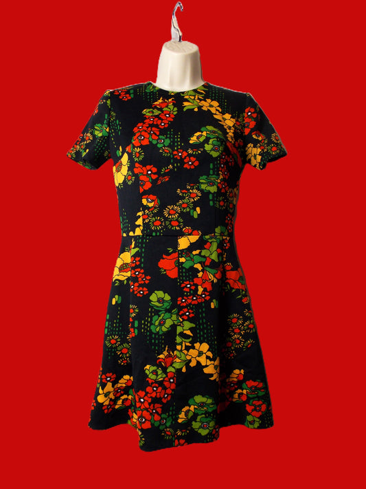 Black flowered 60's/70's short sleeved dress
