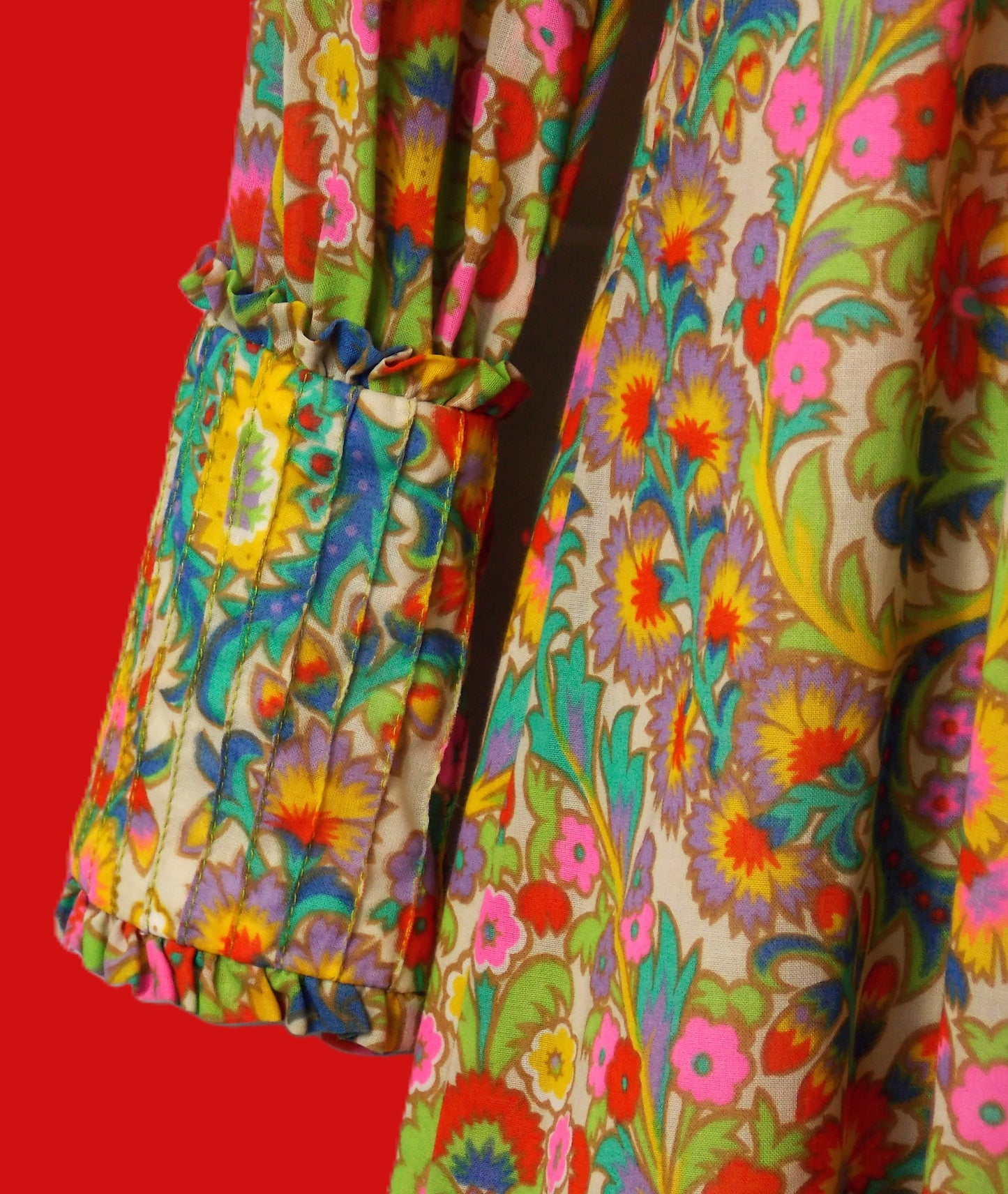 Vintage Floral pattered midi dress (SOLD)