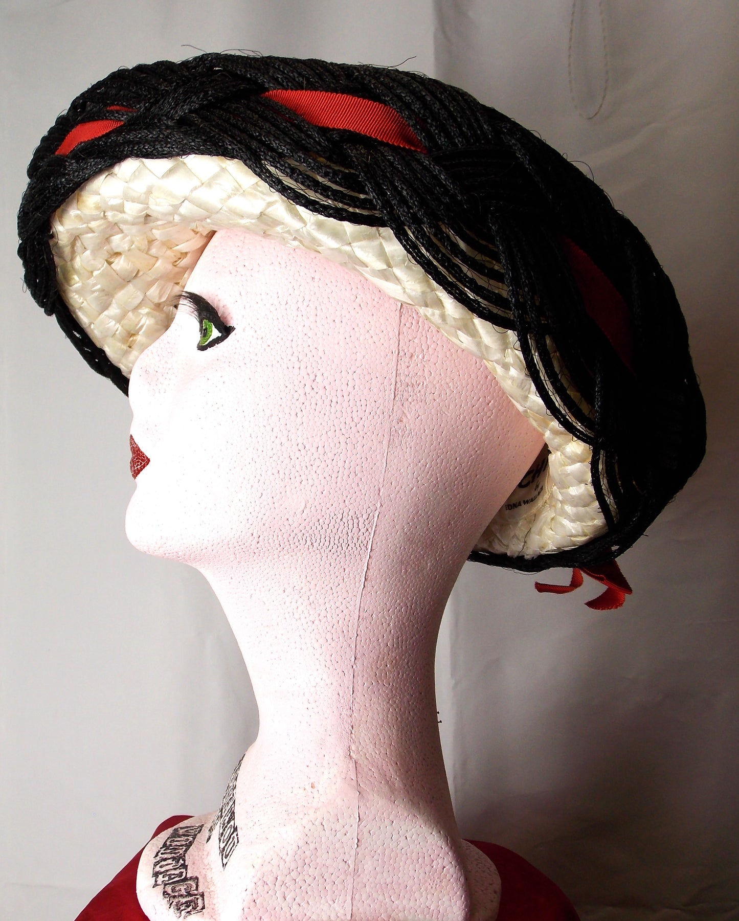 Vintage lacquered Raffia hat