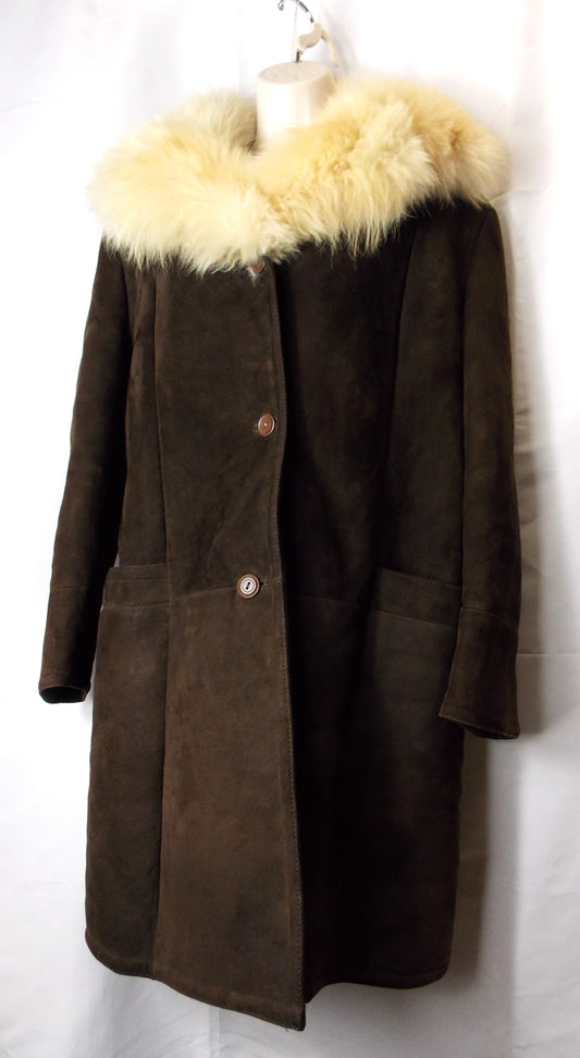 Ladies vintage Sheepskin coat.