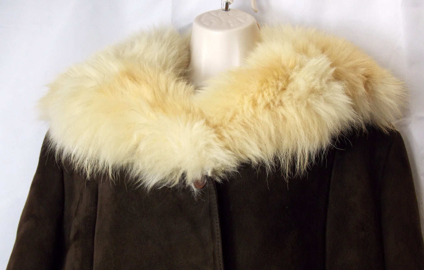 Ladies vintage Sheepskin coat.