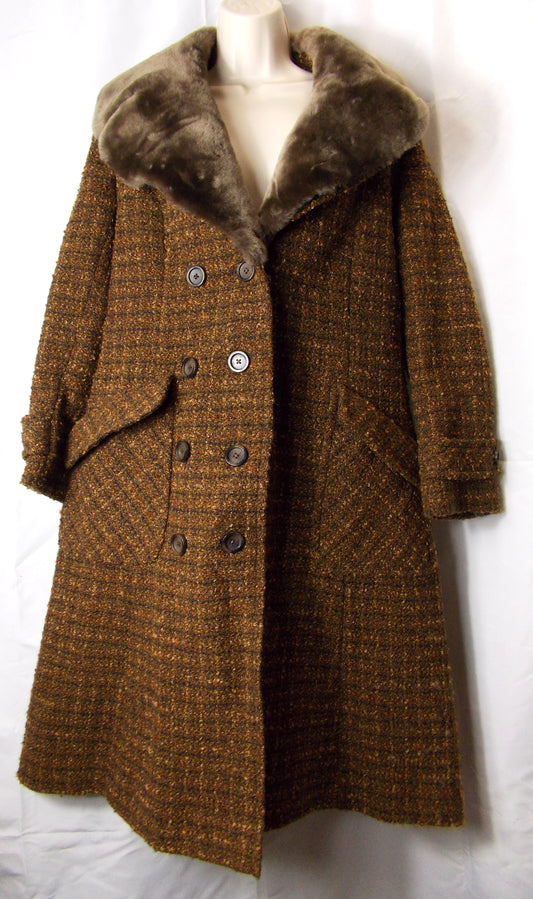 Vintage 'Harella' ladies coat