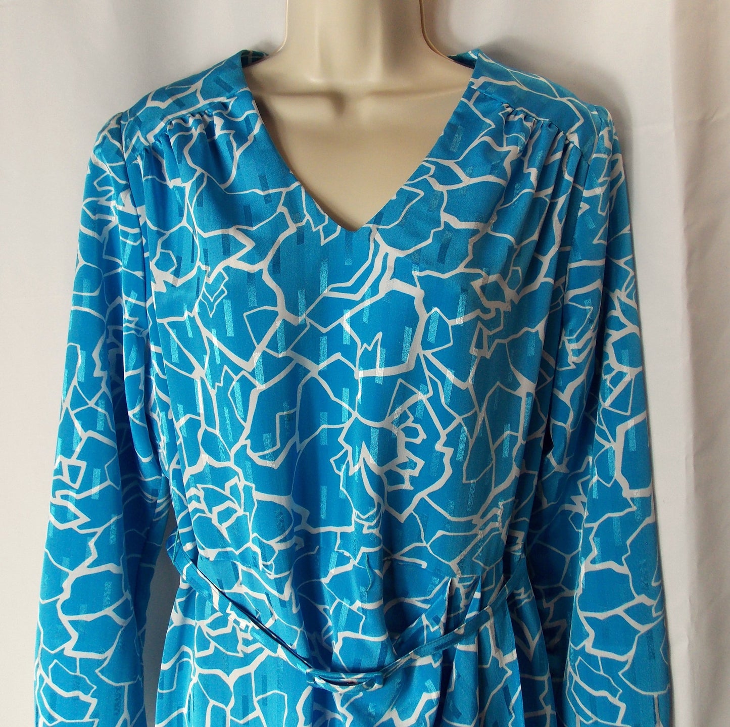 Vintage 1980's Blue Abstract Print Long Sleeve Dress