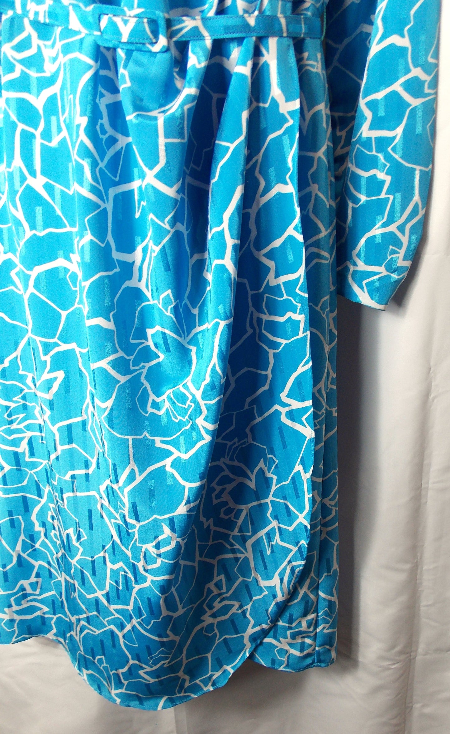 Vintage 1980's Blue Abstract Print Long Sleeve Dress