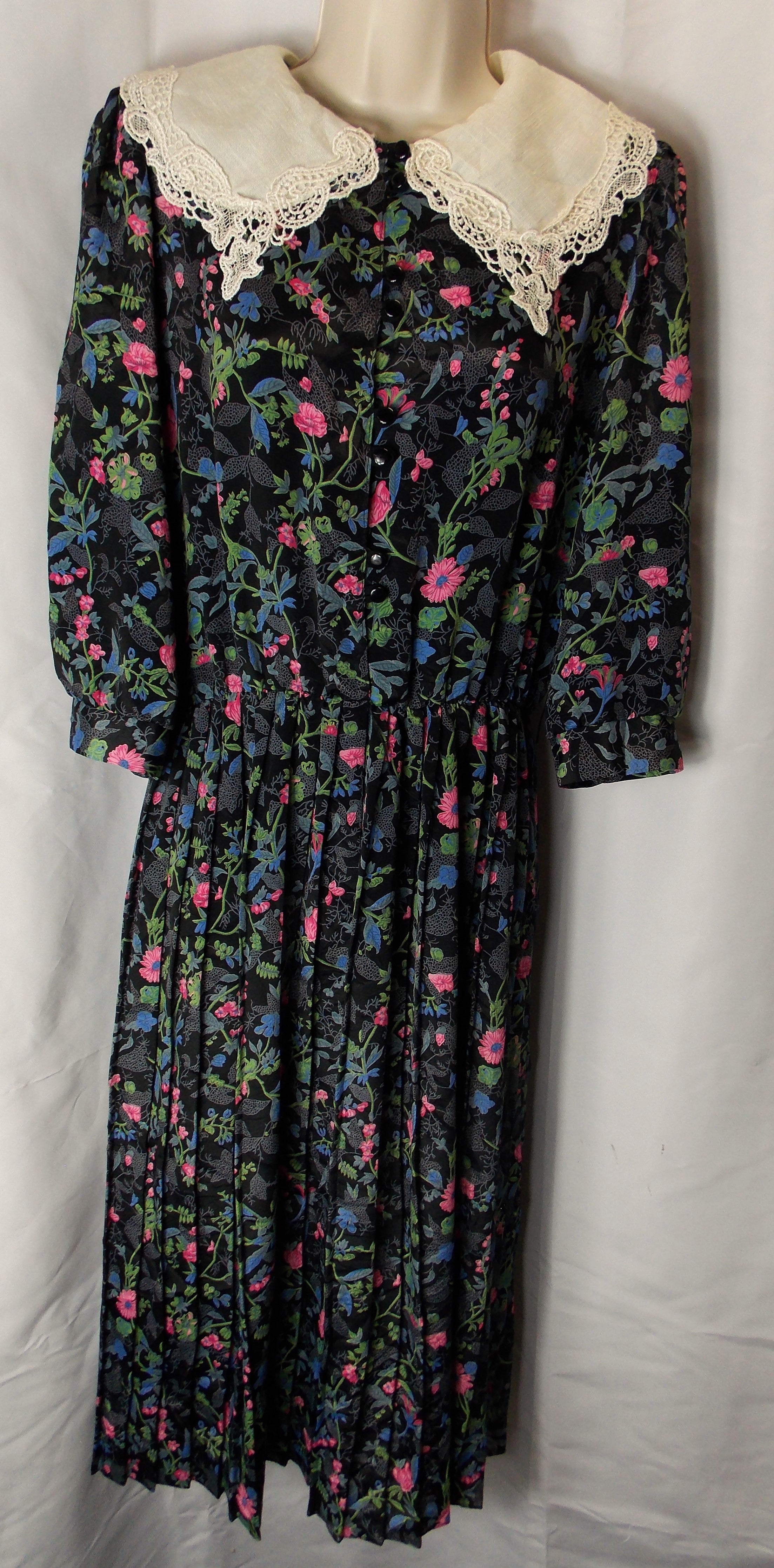 American top vintage floral dress made of viscose-L-black