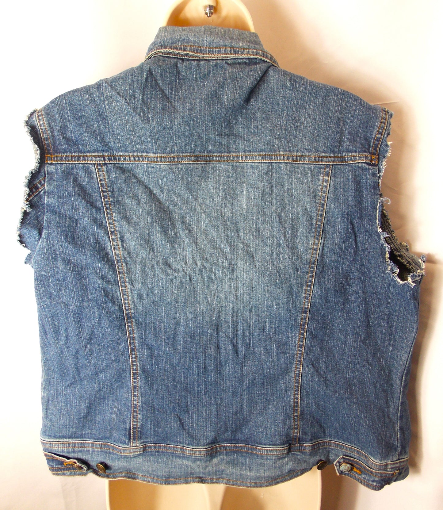 Ladies cut-off Denim jacket