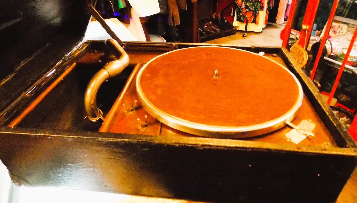 Vintage HMV gramophone Model 101